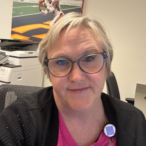 Meet your Posher, Merideth - Picture 2 of 2